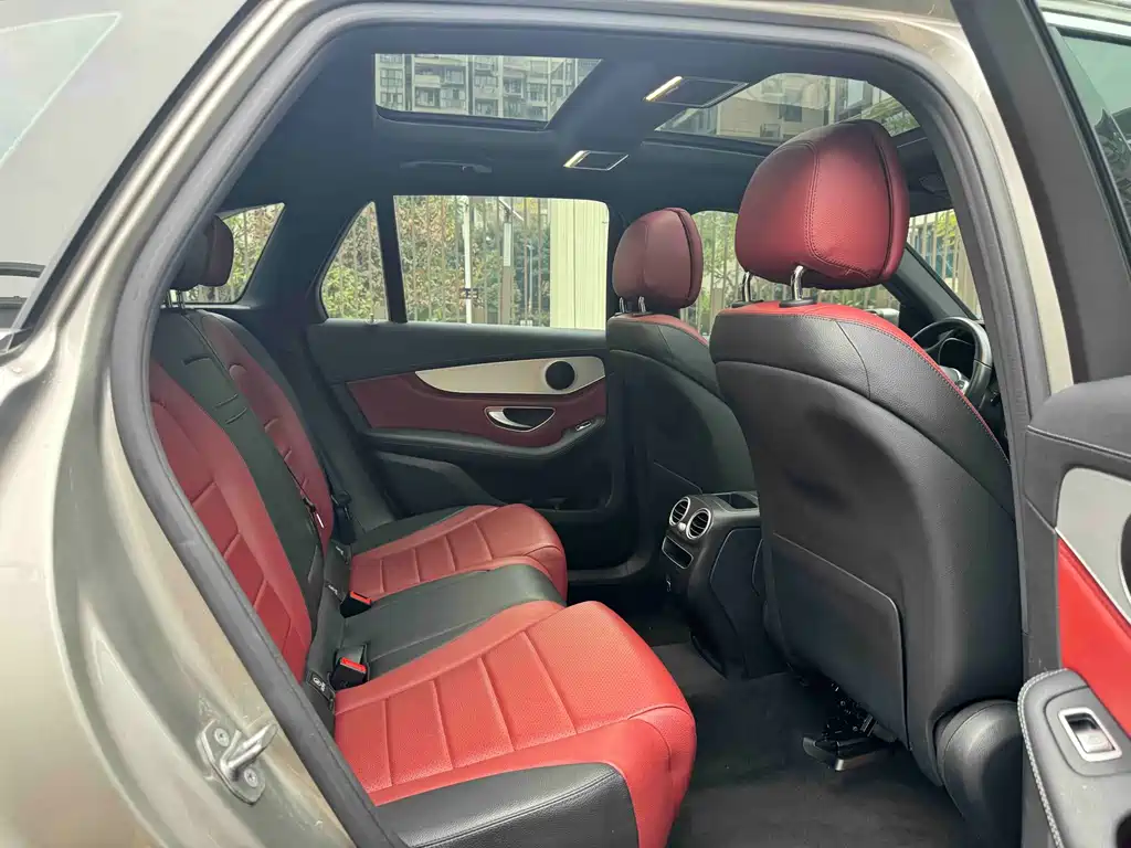 Mercedes-Benz GLC 2020 — фото 16