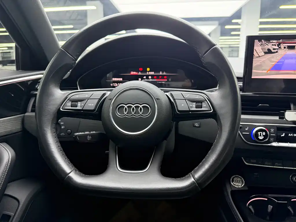Audi A4L 2024 — фото 6