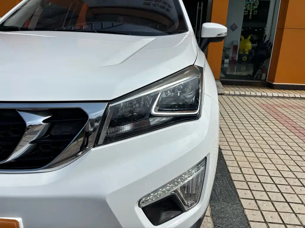 Changan CS15 2018 — фото 30