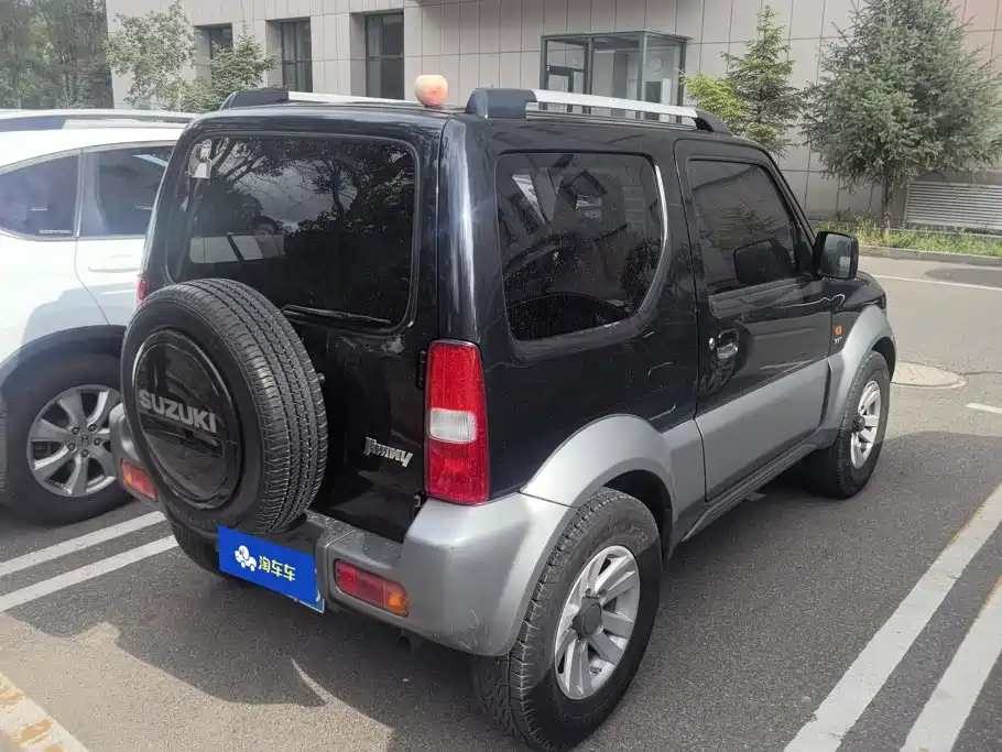 Suzuki Jimny 2012