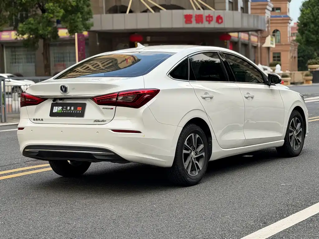 Changan Escape 2018 — фото 13