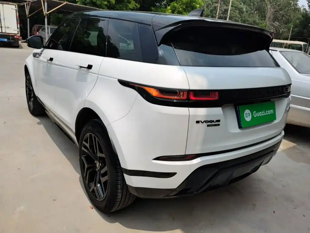 Land Rover Evoque 2021 — фото 5