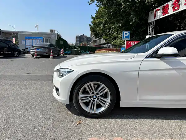 BMW 3 Series 2016