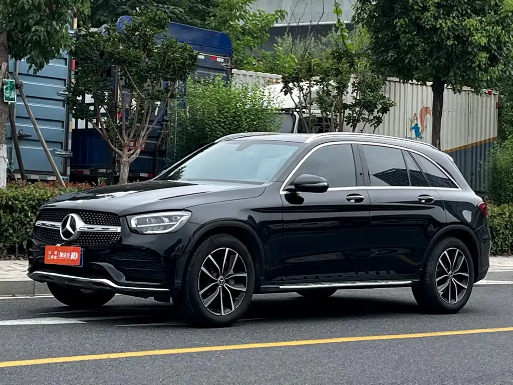 Mercedes-Benz GLC 2023 — фото 1