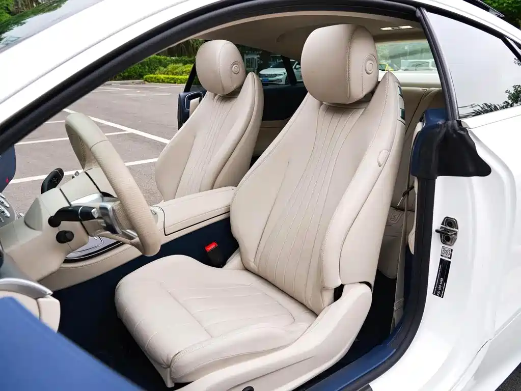 Mercedes-Benz E-Class 2022