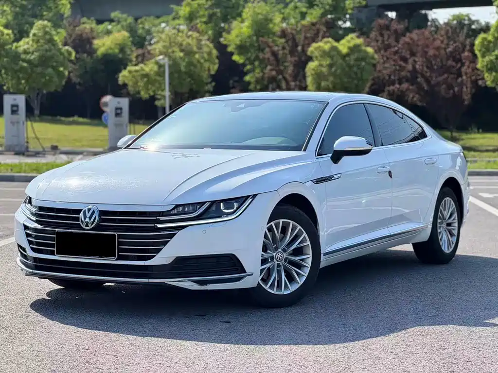 Volkswagen CC 2019 — фото 1