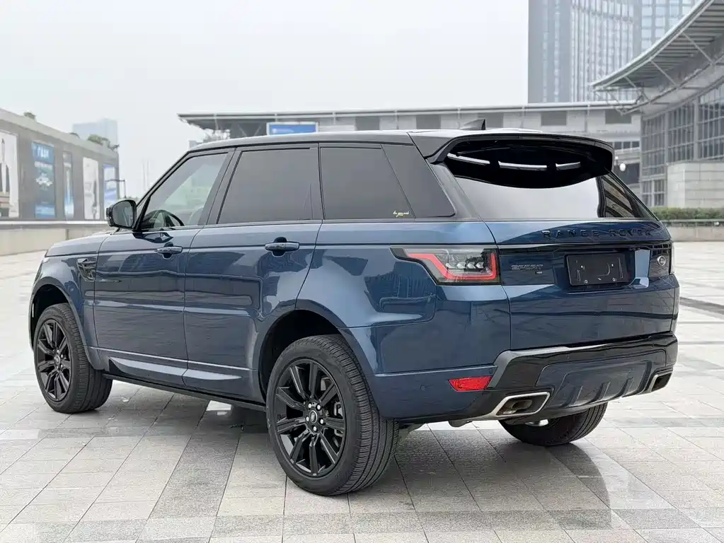 Land Rover Sport 2022 — фото 4