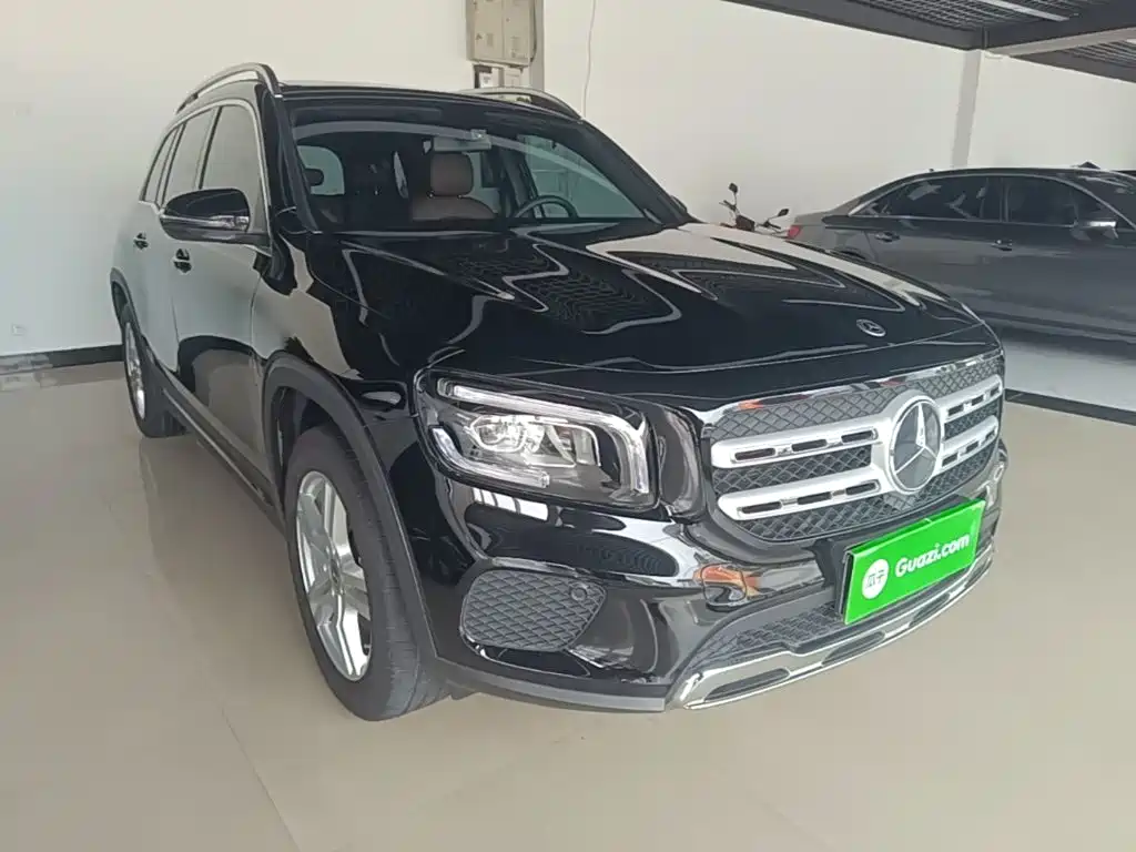 Mercedes-Benz GLB 2023 — фото 4