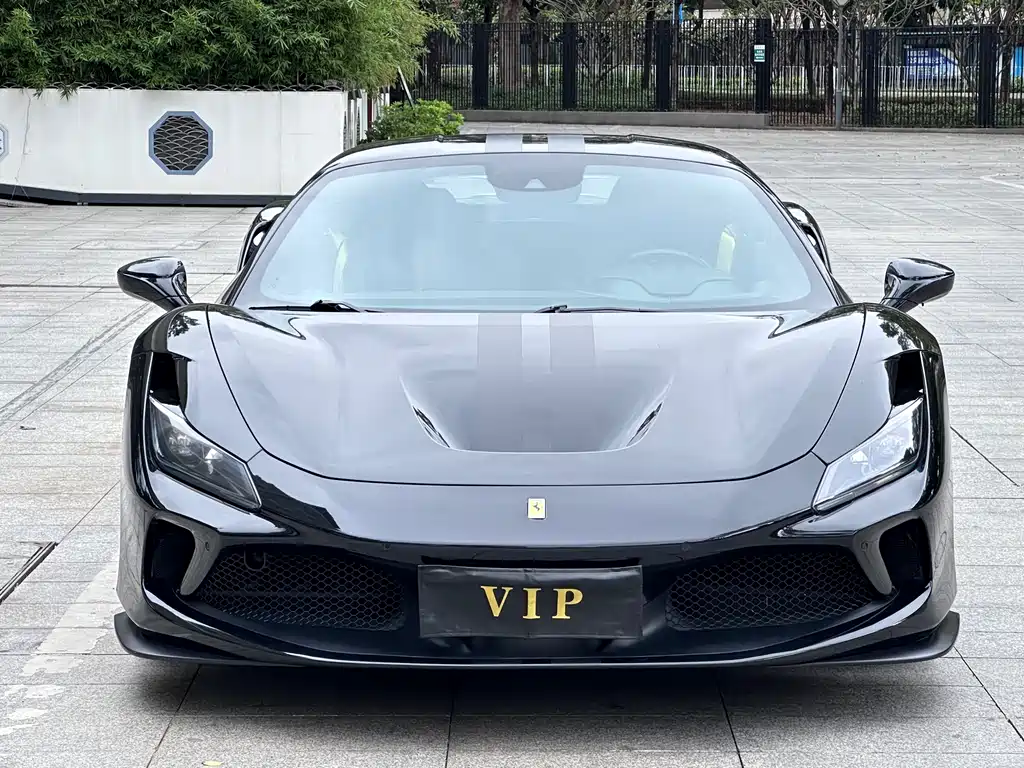 Ferrari F8 2021 — фото 2
