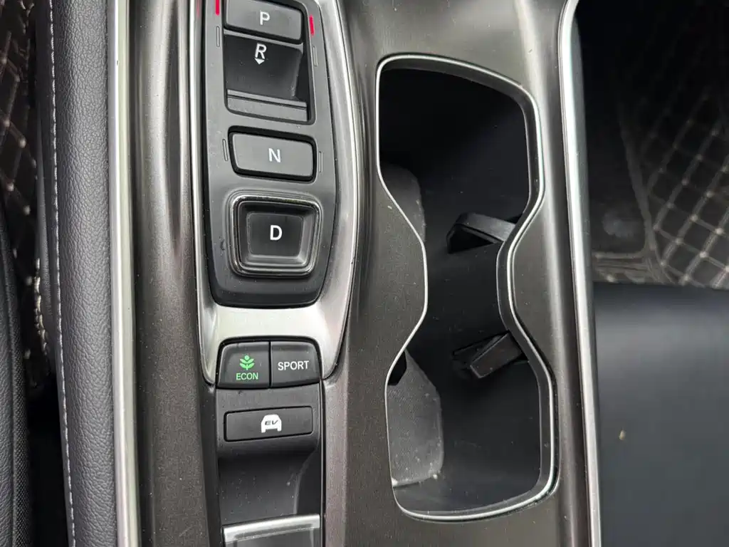 Honda Accord 2021 — фото 20