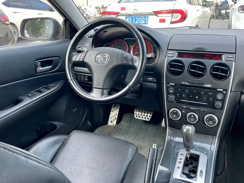Mazda 6 2007 — фото 11