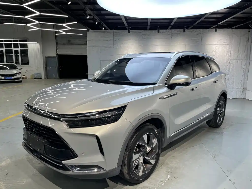 BAIC X7 2021 — фото 1