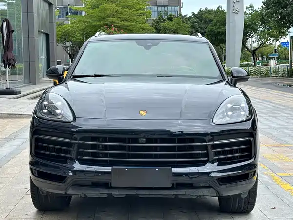 Porsche Cayenne 2023