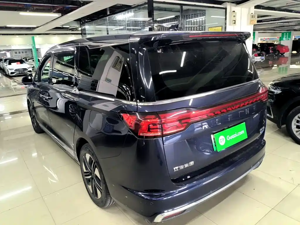 JAC Ruifeng RF8 PHEV 2024 — фото 5