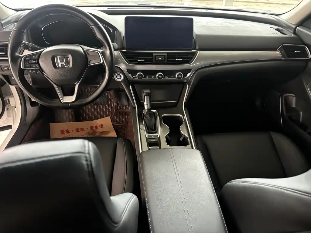 Honda Accord 2022 — фото 13