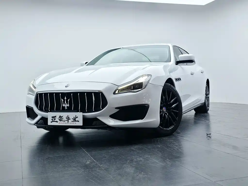 Maserati Quattroporte 2015 — фото 2