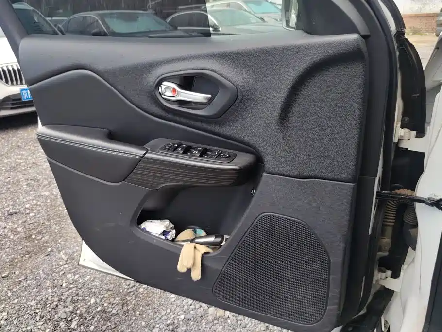 Jeep Cherokee 2017