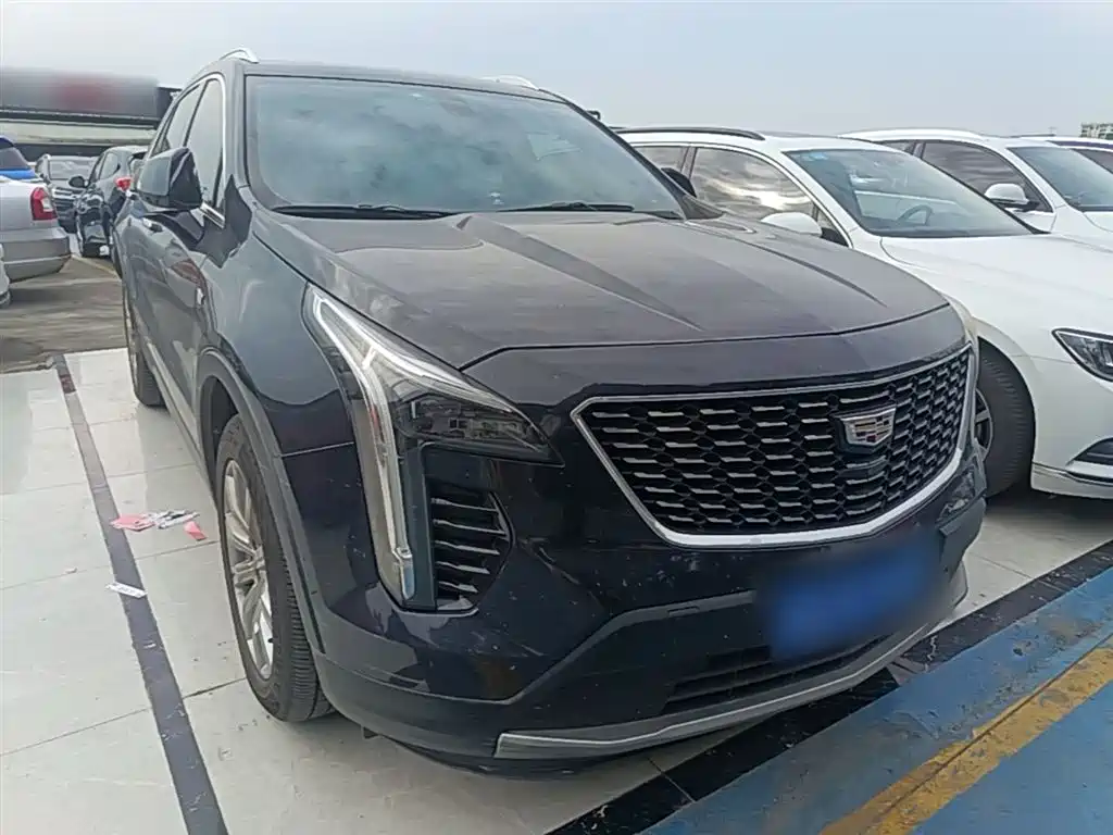 Cadillac XT4 2020 — фото 4