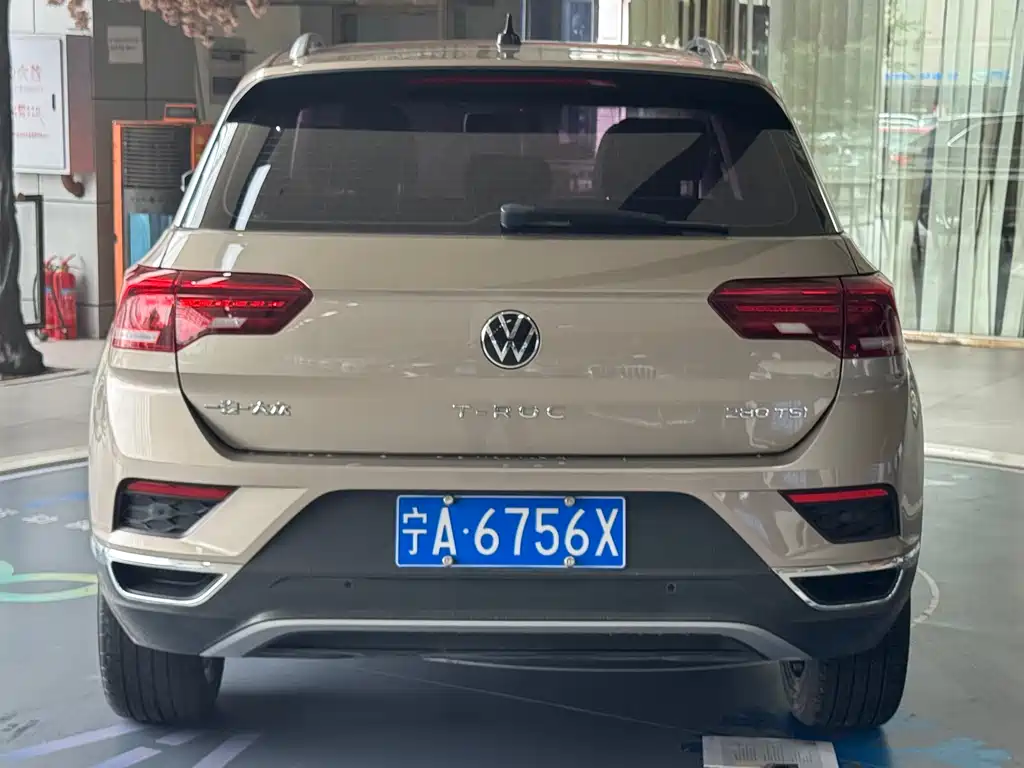 Volkswagen T-Roc 2022 — фото 4