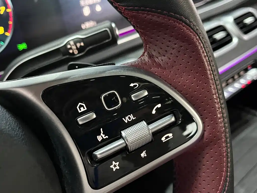 Mercedes-Benz GLE 2020 — фото 20