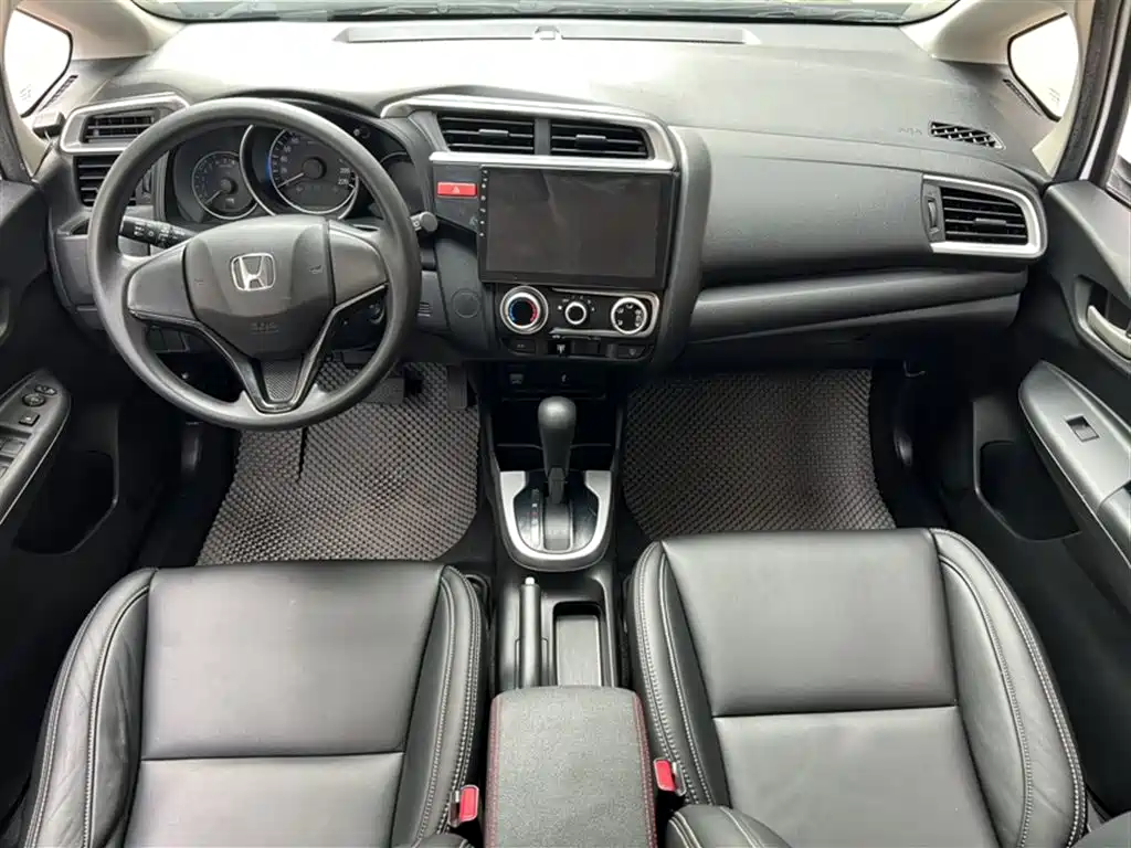 Honda Fit 2017 — фото 10