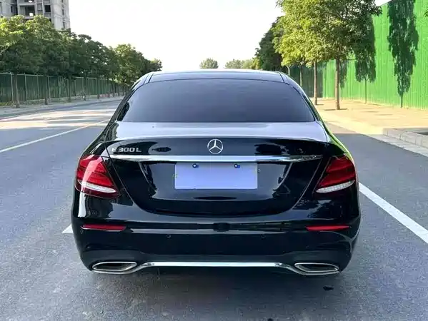 Mercedes-Benz E-Class 2018