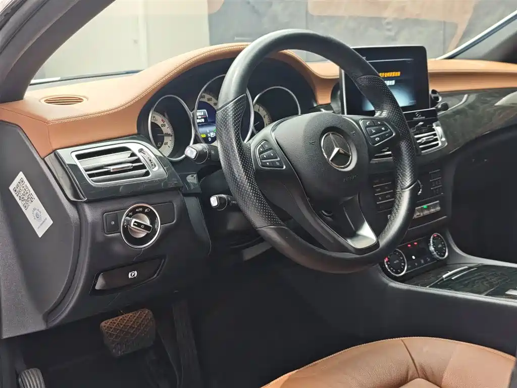 Mercedes-Benz CLS 2016 — фото 7
