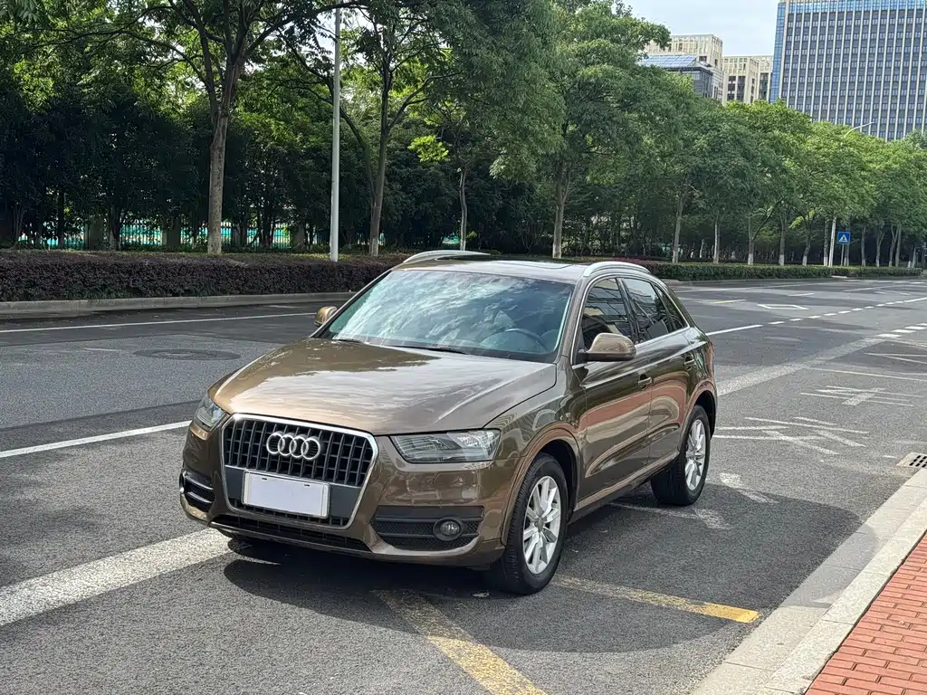 Audi Q3 2013