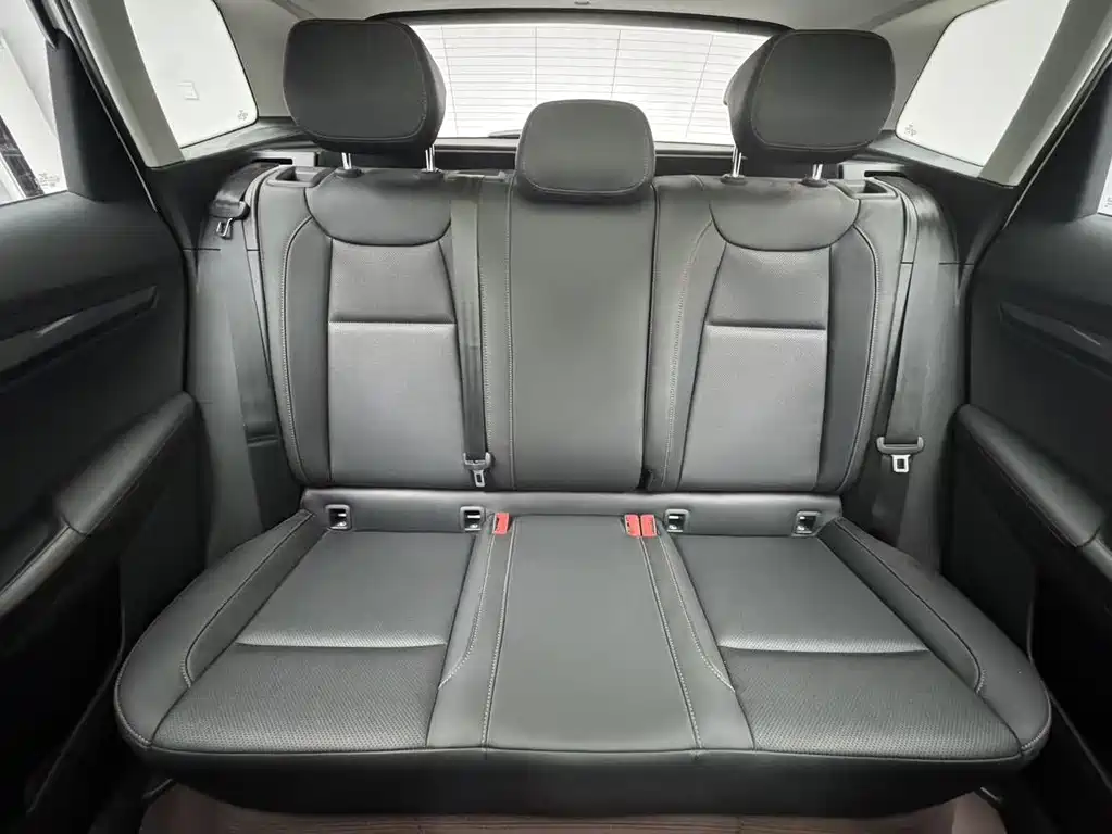 Skoda Karoq 2023 — фото 15