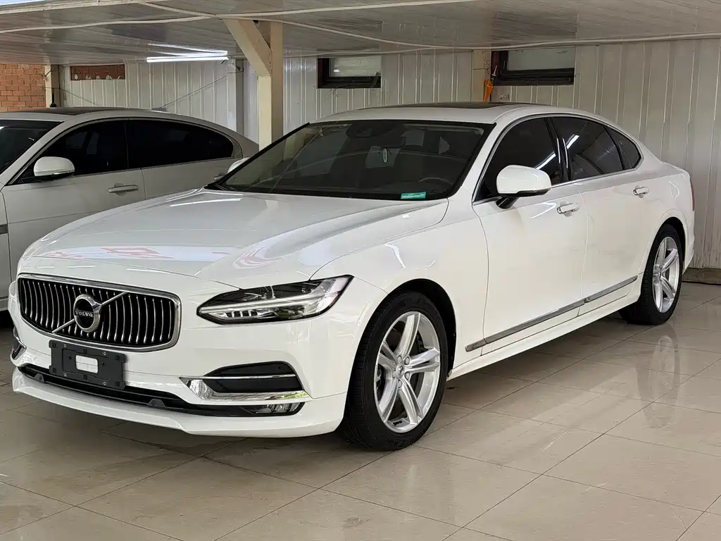 Volvo S90 2019 — фото 1