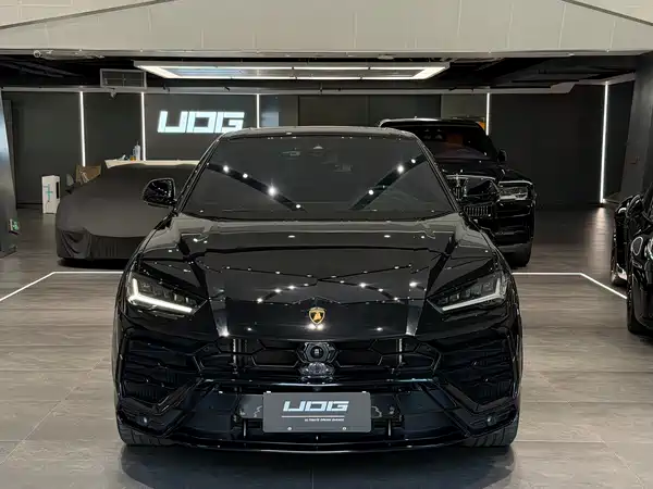 Lamborghini Urus 2022