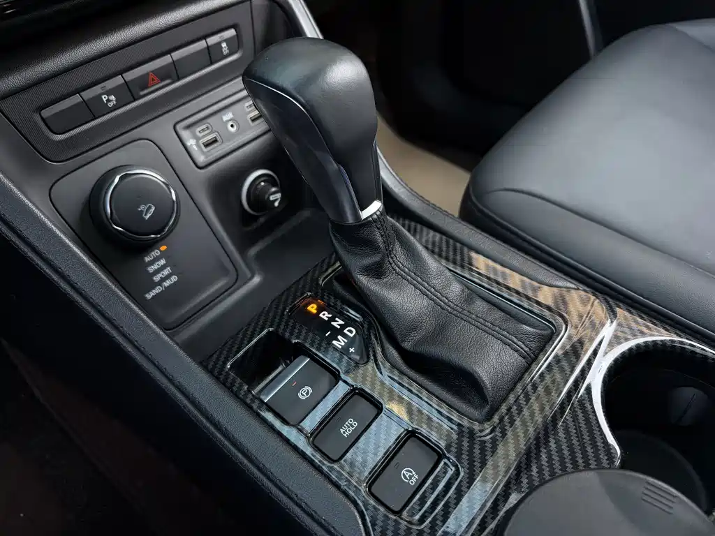 Jeep Commander 2020 — фото 9