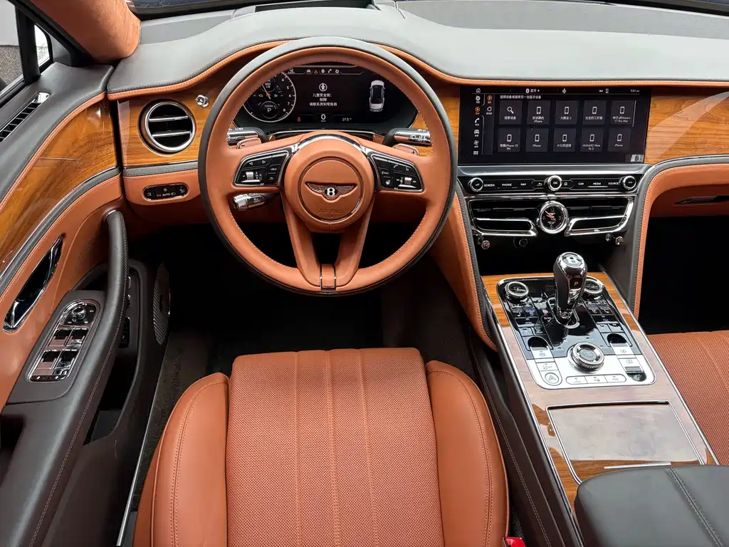 Bentley Flying Spur Plug-In Hybrid 2023 — фото 7