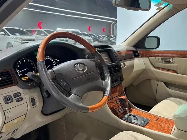 Lexus LS 2005