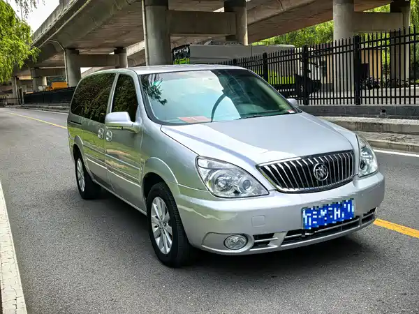 Buick GL8 2017