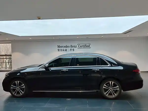 Mercedes-Benz E-Class 2023