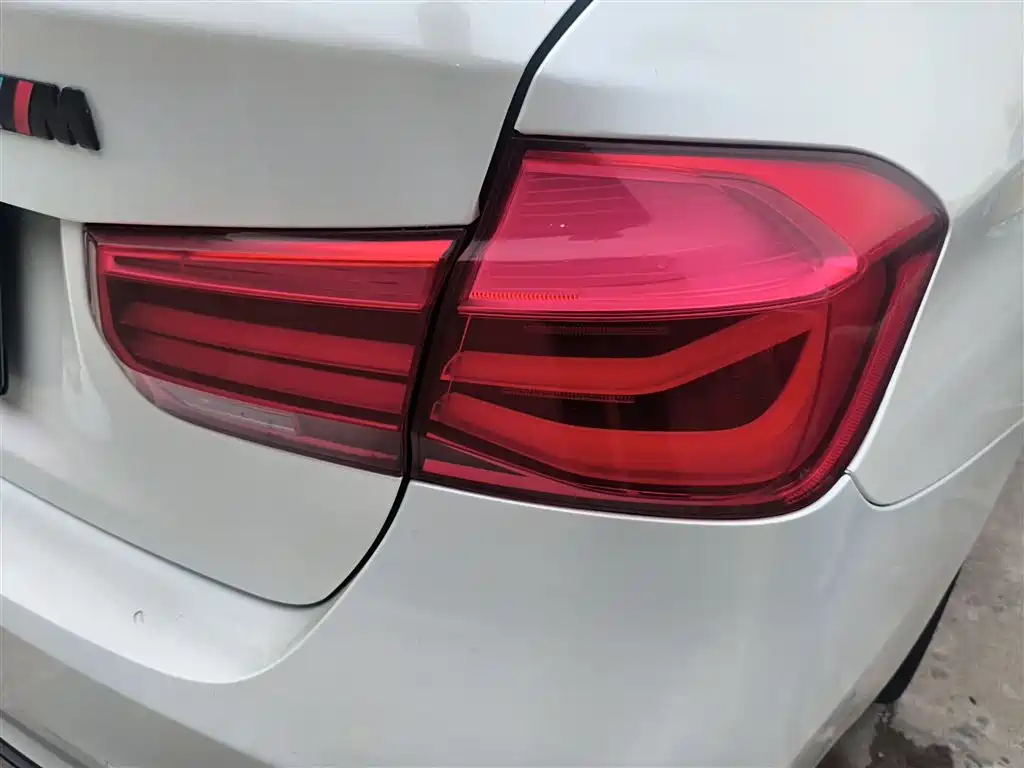 BMW 3 Series 2016 — фото 8