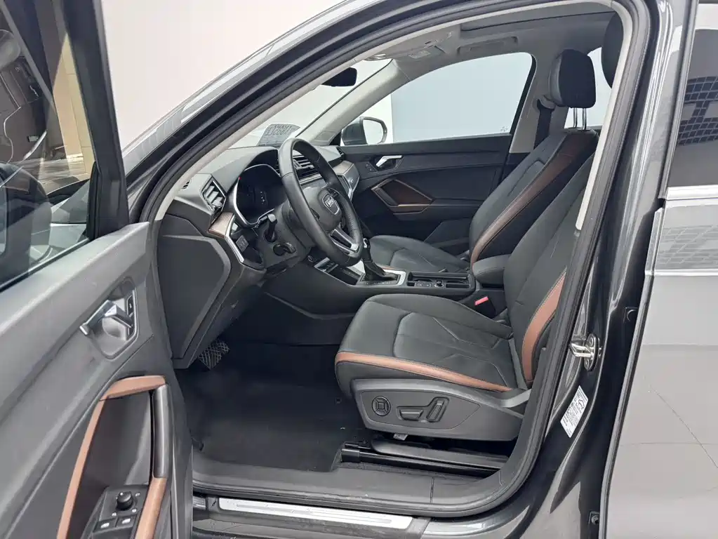 Audi Q3 2022 — фото 10