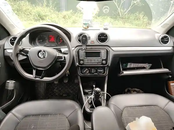 Volkswagen Jetta 2019