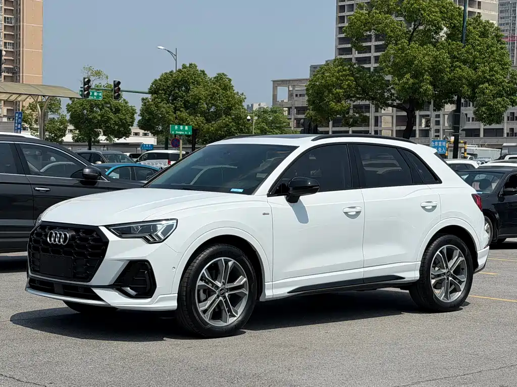 Audi Q3 2023