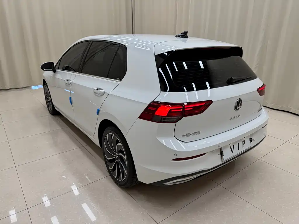 Volkswagen Golf 2022