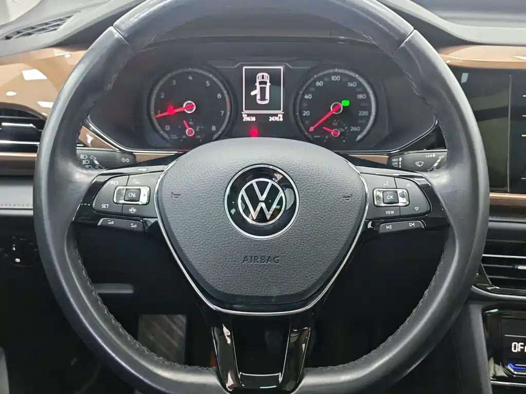 Volkswagen Tharu 2021 — фото 12
