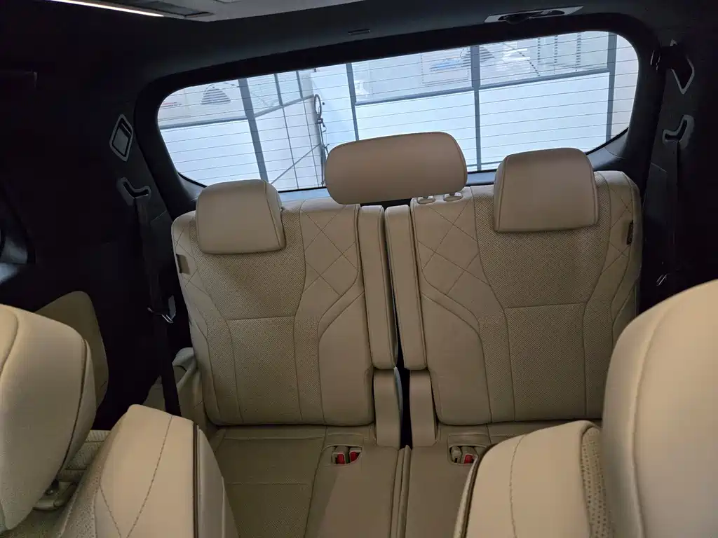 Toyota Vellfire — фото 18