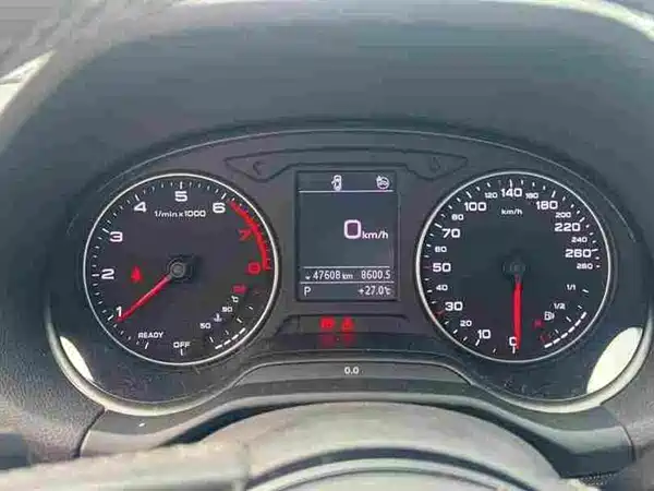 Audi Q2L 2022