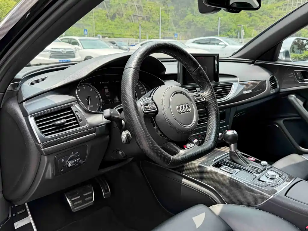 Audi S6 2014 — фото 22