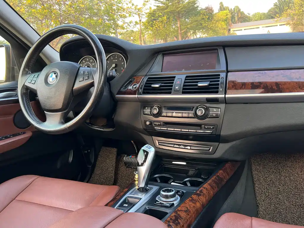 BMW X5 2013 — фото 19