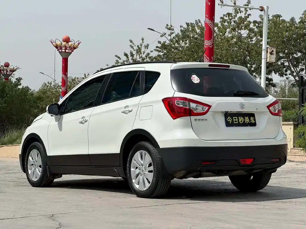 Suzuki S-Cross 2015 — фото 7