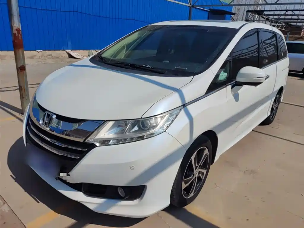 Honda Odyssey 2018 — фото 1