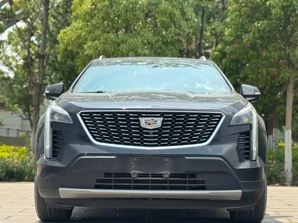 Cadillac XT4 2019 — фото 2