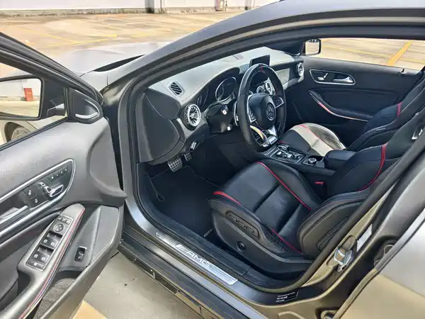 Mercedes-Benz GLA AMG 2017